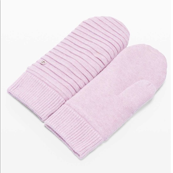 lululemon athletica Accessories - Lululemon Sweet and Sherpa Mittens